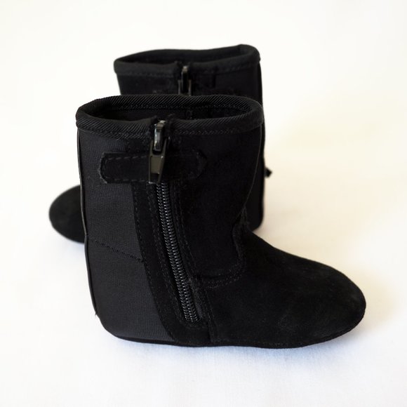 Stuart Weitzman Black Leather Fringe Baby Boots Size US3 - Picture 2 of 7